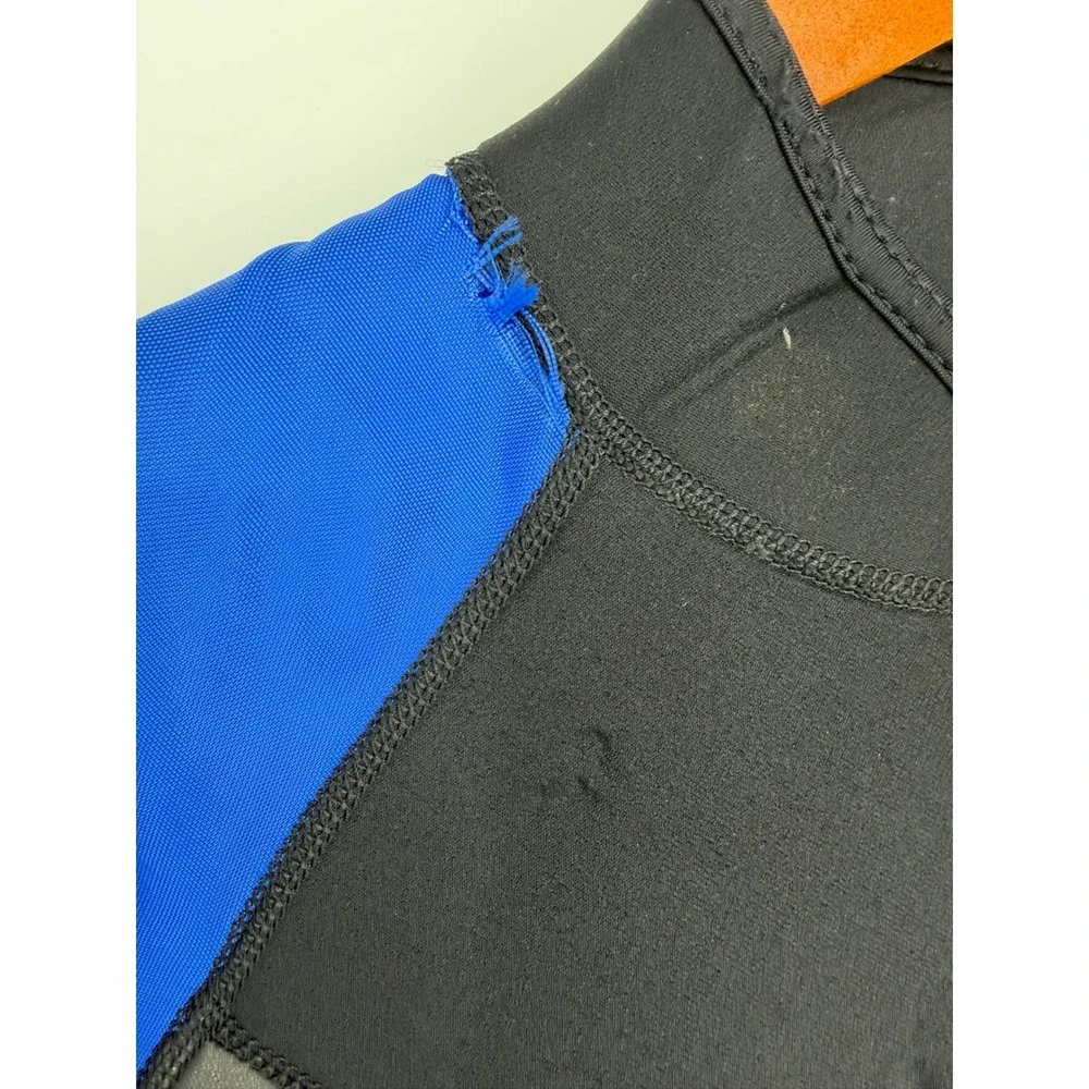 Aquaskin Mens Wetsuit Top Medium Surfing Diving Scuba Snorkeling Kayaking Paddle